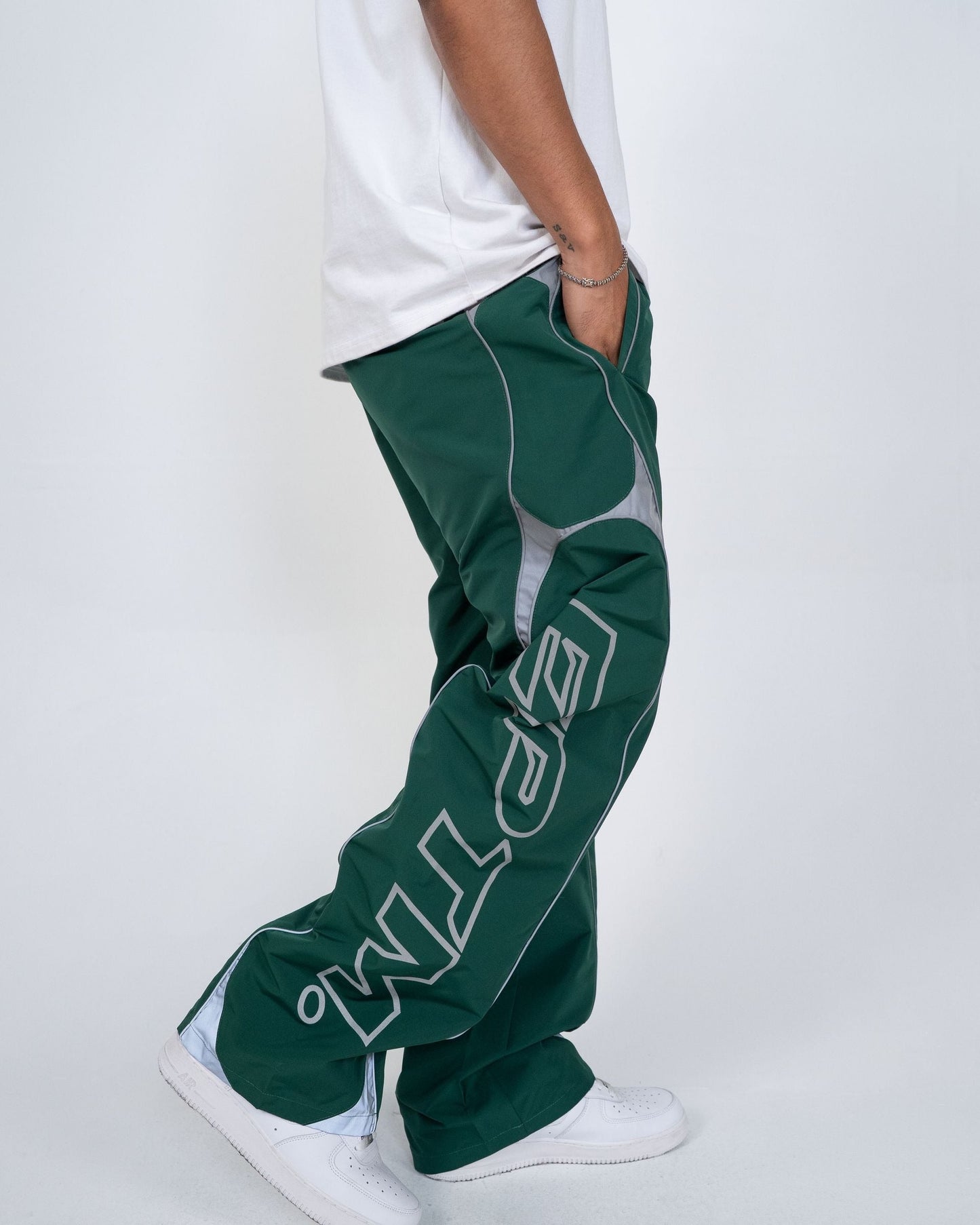 EPTM - Zommo Pants - Green — front view
