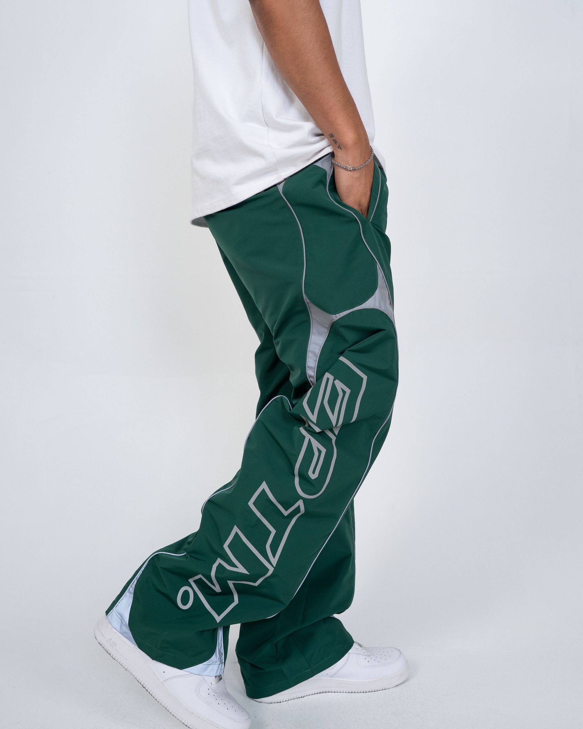 EPTM - Zommo Pants - Green — front view