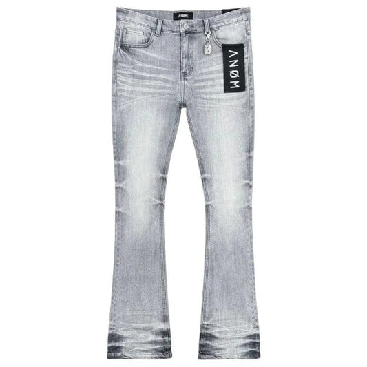 Anom Aura Stacked Fit in Light Gray Wash denim — front view
