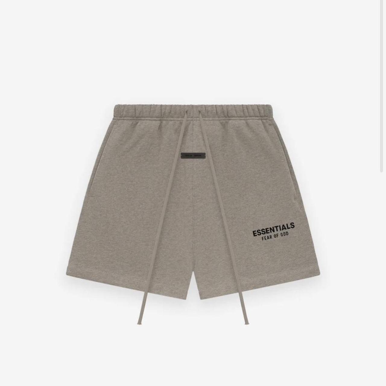Fear of God Essentials -  Shorts - Desert Taupe