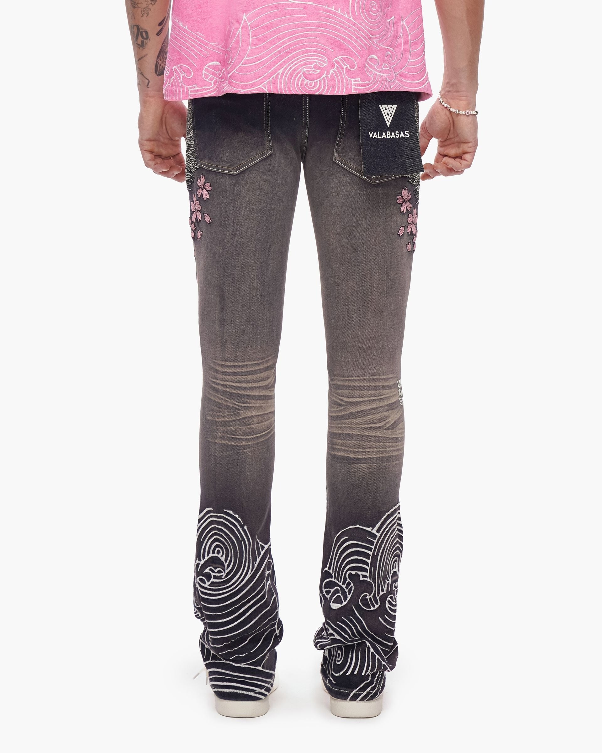 Valabasas - Tenka Stacked Denim - Grey Wash — front view