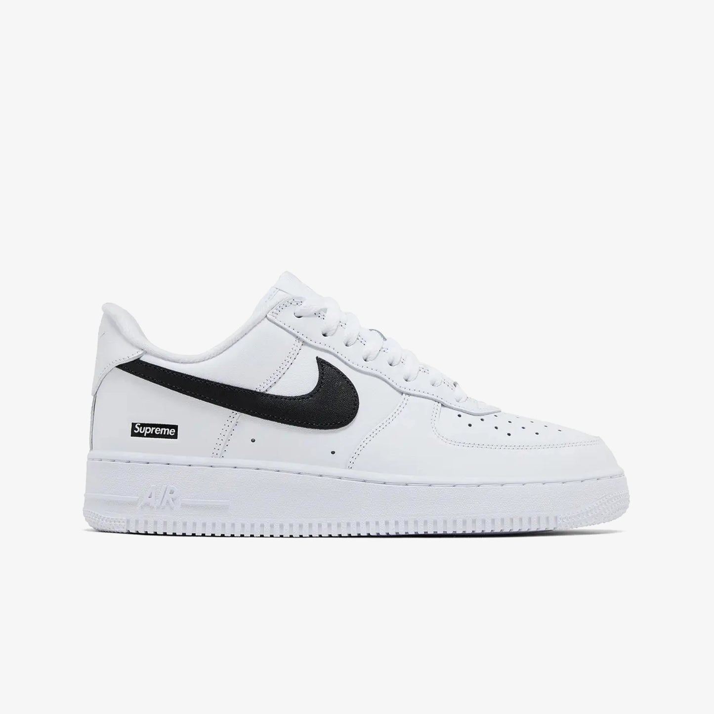Nike Nike x Supreme - Air Force 1 Low - White / Black — Nike Air Force 1 — iconic silhouette, sneaker, side profile