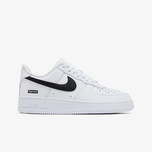 Nike Nike x Supreme - Air Force 1 Low - White / Black — Nike Air Force 1 — iconic silhouette, sneaker, side profile